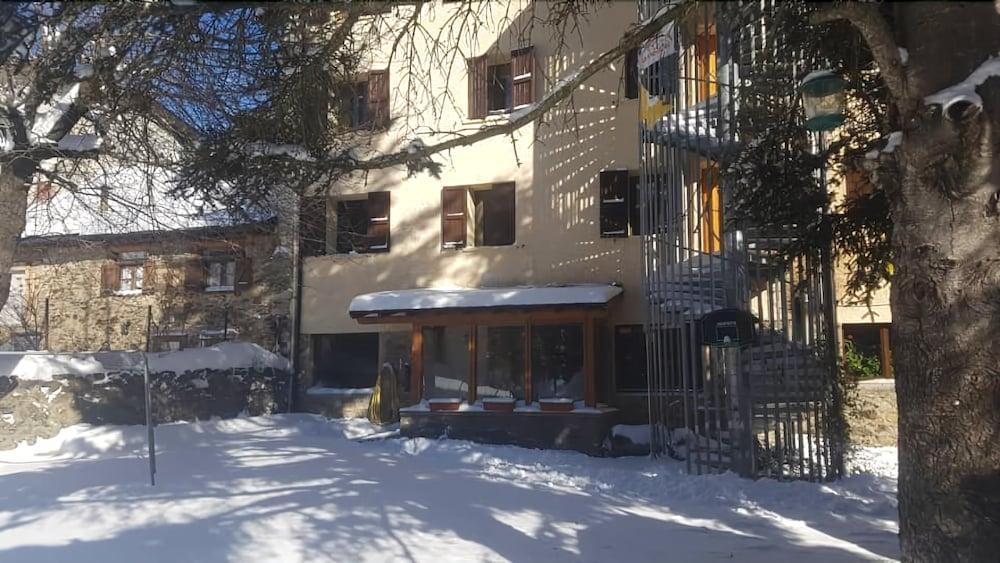 Xalet-Refugi U.E.C. Pansiyon La Molina  Dış mekan fotoğraf